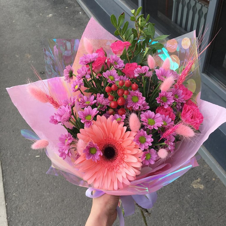 Букет ароматный в Вятских Полянах Букет цветов из: Розы, Герберы и Хризантемы в Вятских Полянах