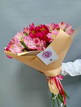Букет малиновое вино в Вятских Полянах Букет цветов из:  Альстромерии в Вятских Полянах