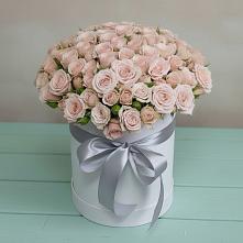 Композиция утонченная красота в Вятских Полянах Цветочная композиция из Розы в шляпной коробке в Вятских Полянах