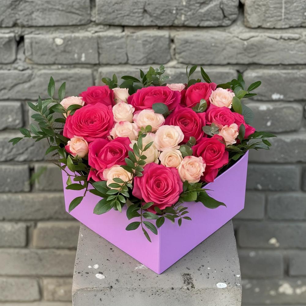 Композиция моя любовь в Вятских Полянах Цветочная композиция из Розы в коробке в Вятских Полянах