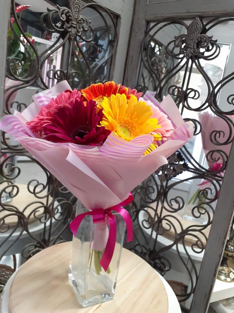 Букет радуга в Вятских Полянах Букет цветов из: Герберы в Вятских Полянах