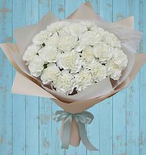 Букет Хрустальное утро в Вятских Полянах Букет цветов из:  Гвоздики в Вятских Полянах
